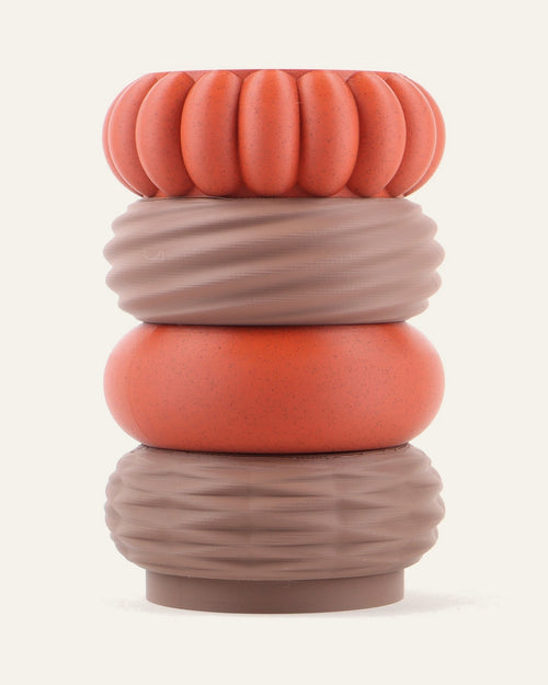 Canyon, a four-module modular vase in alternating terracotta and brown